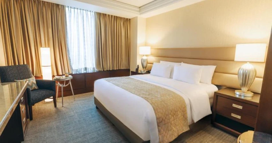 Crimson Hotel Filinvest City Manila: A Five-Star Escape in Alabang